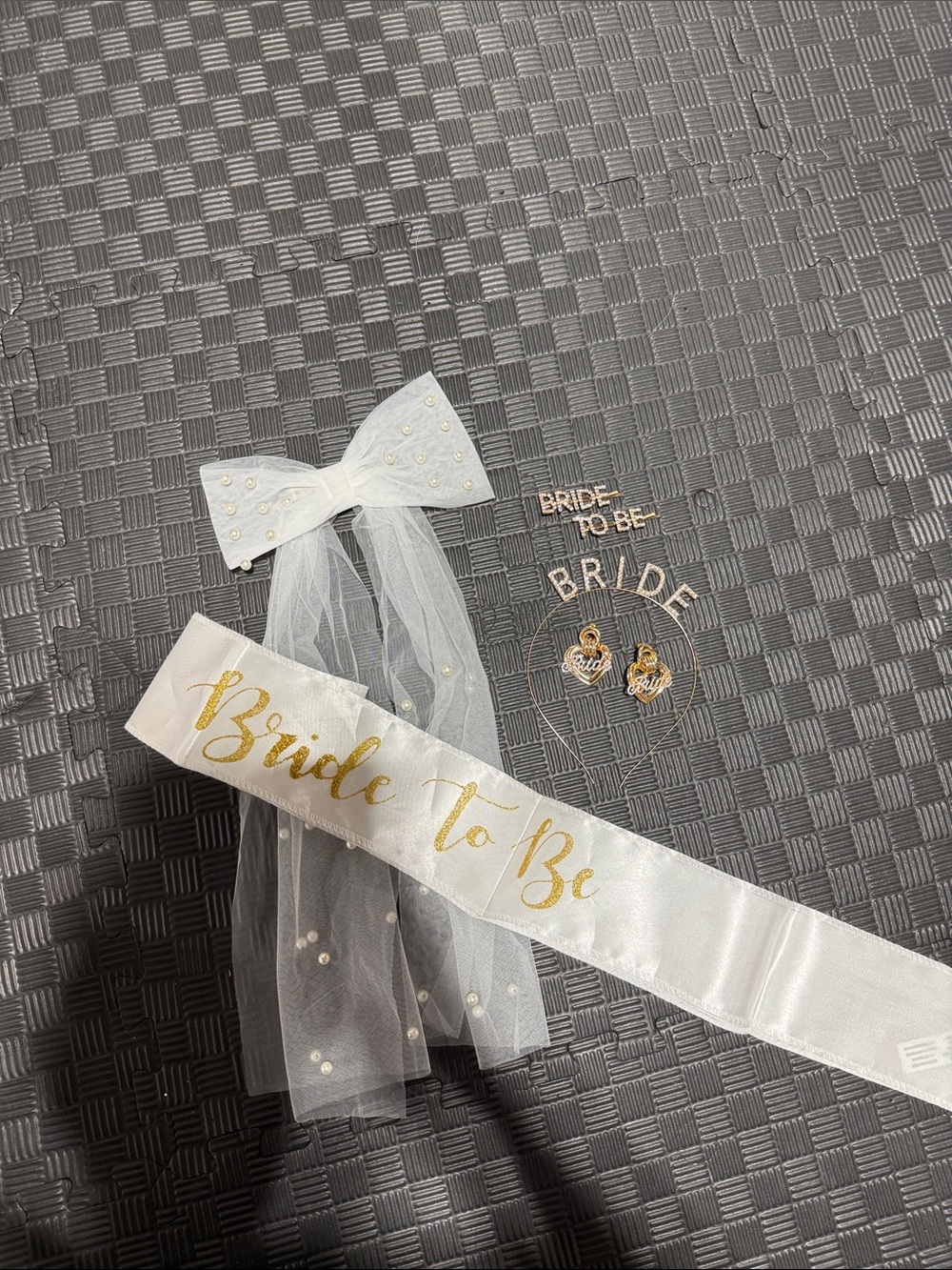 Bride to be accessories